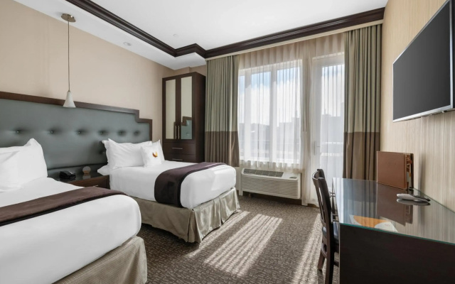 Aura Hotel Brooklyn