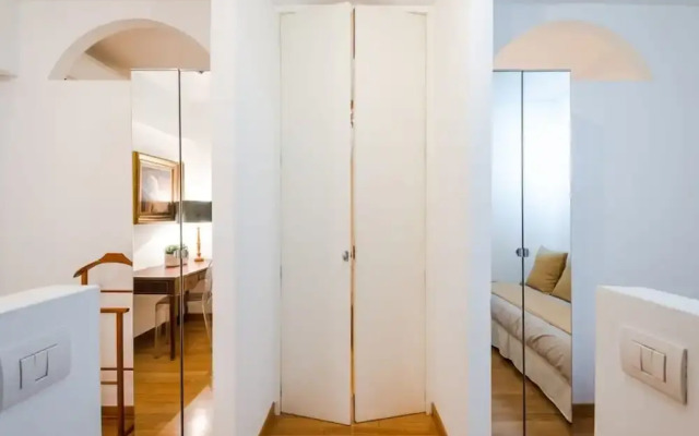Modern Flat in Historic Rome Center
