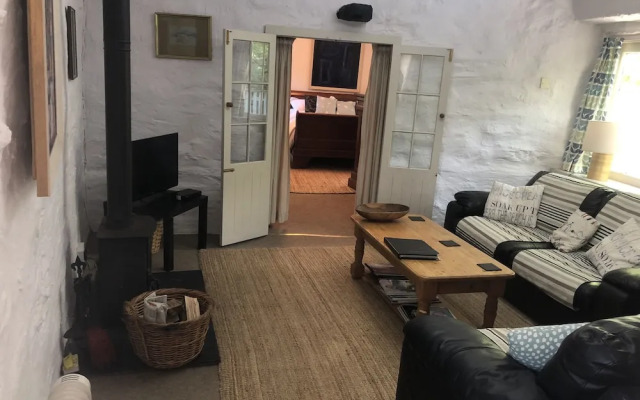 Coedmor Cottage