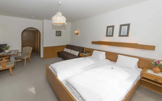 Compact Apartment in Radstadt With Balcony