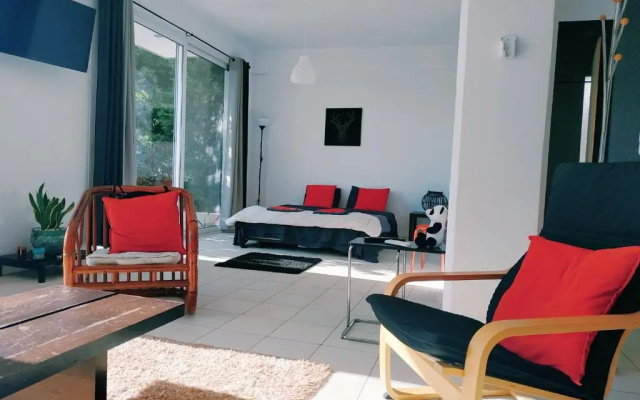 STUDIO POSEIDONIA apartment 100sqm CORINTH CANAL