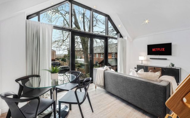 Grosvenor Apartment