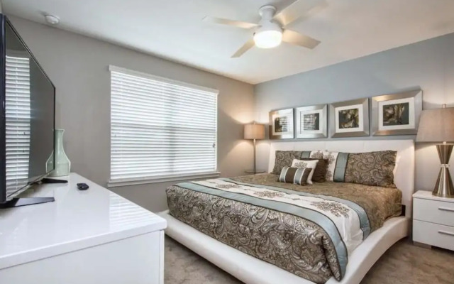 1203lr Beautiful Townhome Close TO Disney