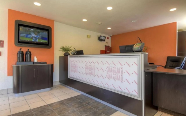 Motel 6 Rancho Mirage, CA - Palm Springs