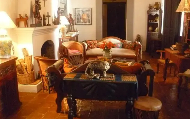 Casa Felipe Flores
