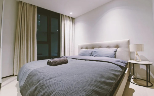 HFN Skyline Luxury Apartment