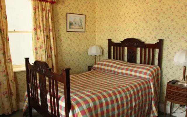 Roscaoin House