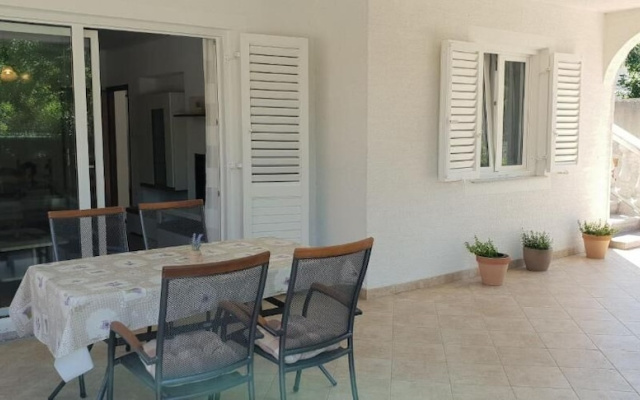 Apartment Ljiljana