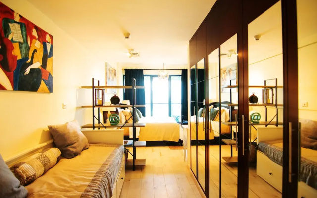 Lux BnB I X1 Tower I Golf Course & Sea Views