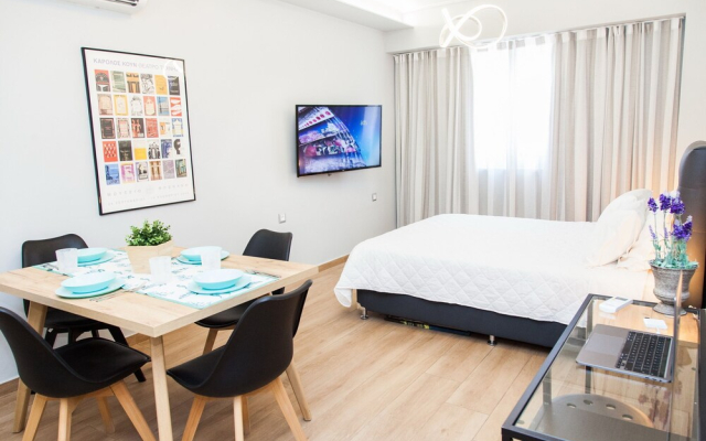 Contemporary chic in Central Athens