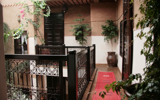 Отель Riad Carina Марокко, Марракеш - отзывы, цены и фото номеров - забронировать отель Riad Carina онлайн вид на фасад