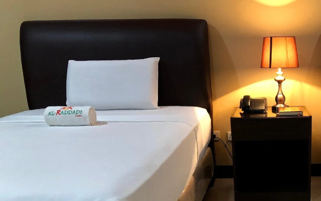 Al-Raddadi Suites