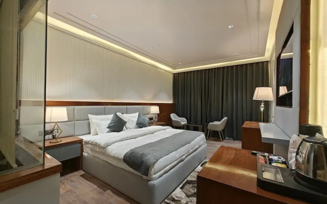 The Mirage A Luxury Boutique Hotel