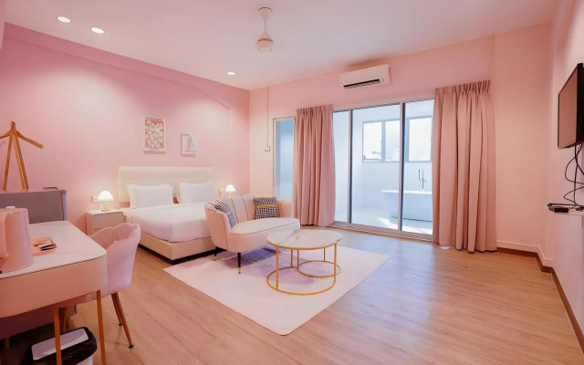 Palette Pink Cabana George Town