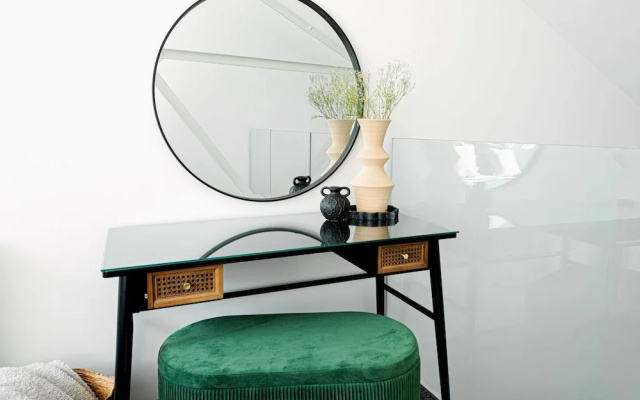 RWY Suite48