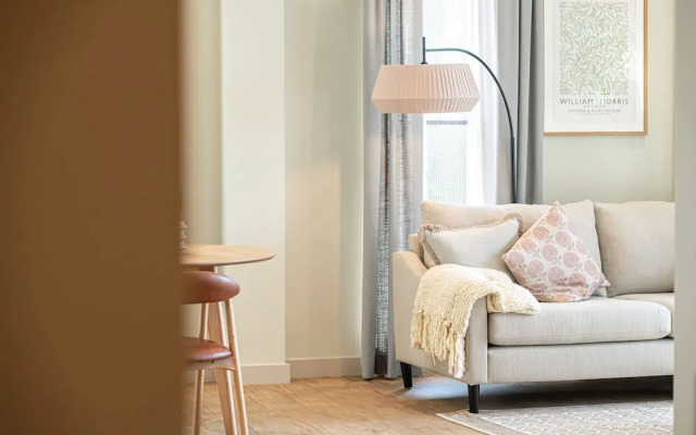 The Eades ADC Atelier 2 Bed