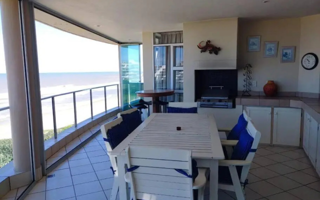 Luxury 4 bedroom apartment
