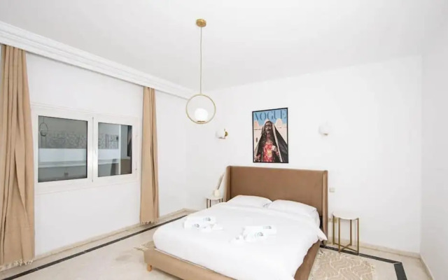 Le Parfait II Bord de mer Central et Luxueux