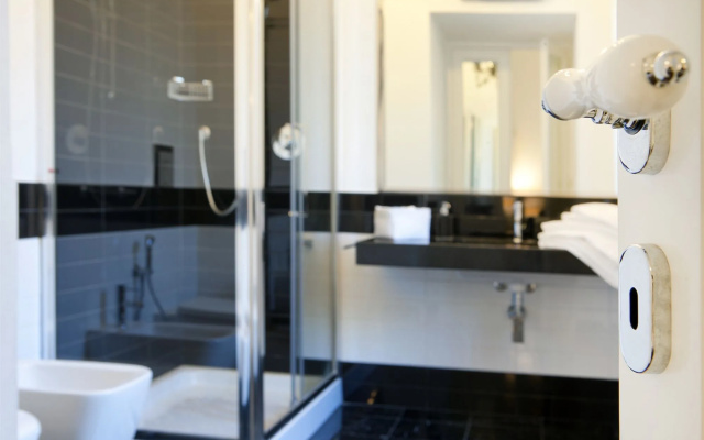 PLEY Cagliari Boutique Suites