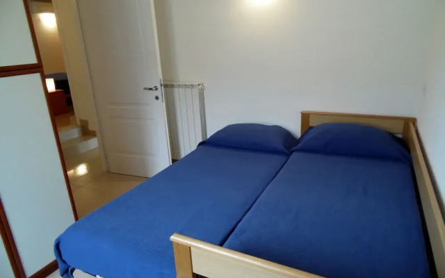 Fabulous Villa in Barasso near Lake