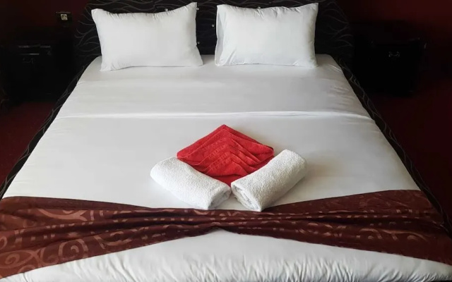 Rey Hotel & Restorant