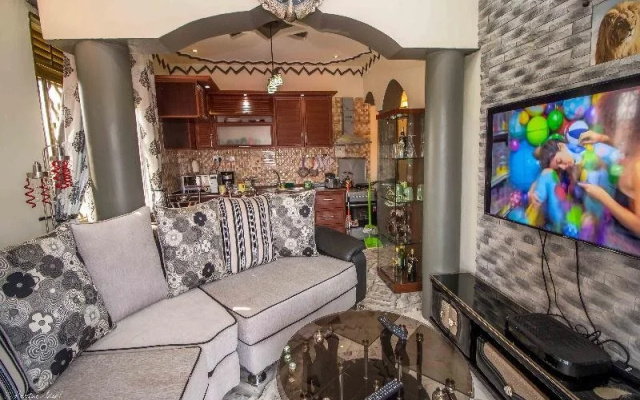 Albert Suites