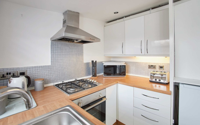 Host Stay Aurora Shore