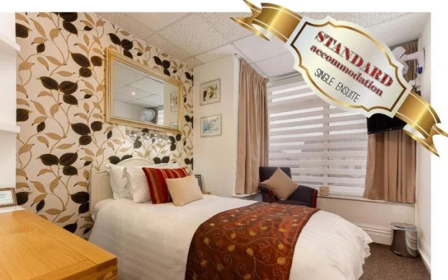 Pembroke Hotel