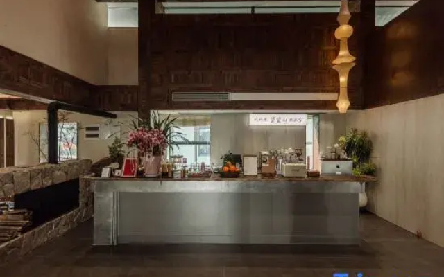 Tonglu Wangwangshan Homestay