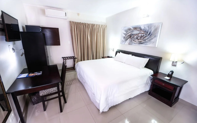 The George Hotel