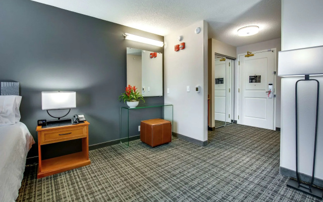 Hilton Garden Inn Louisville Airport