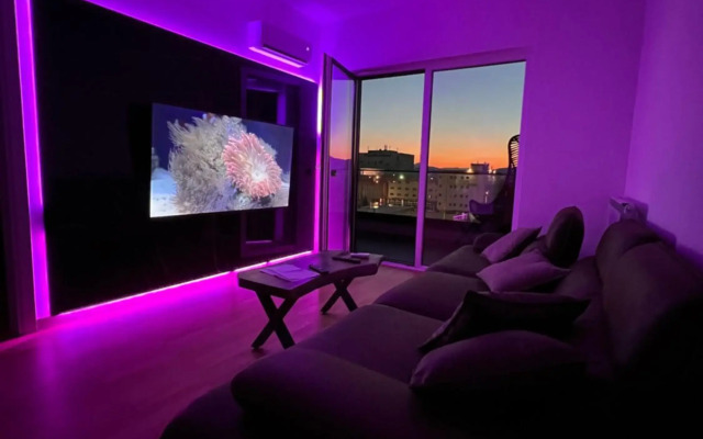 Luxury Apartment Sarajevo King Size Bed