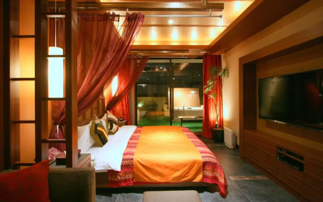 Hotel Aura Daito