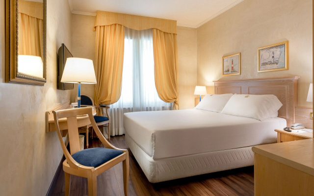 Hotel De Londres