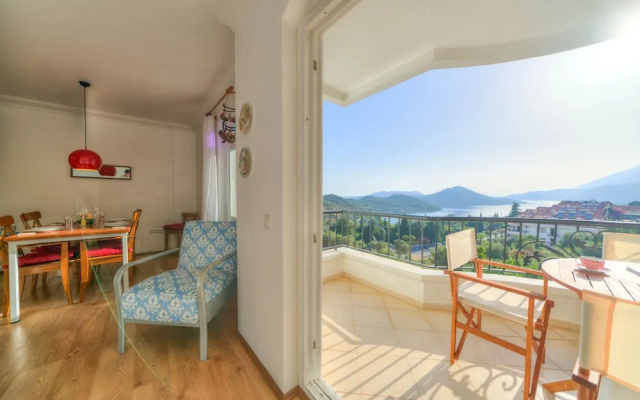 Luna Apartment