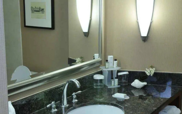 Embassy Suites Detroit - Southfield