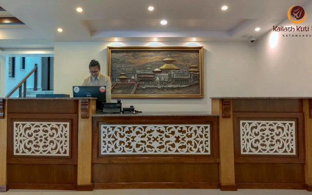 Kailash Kuti Inn