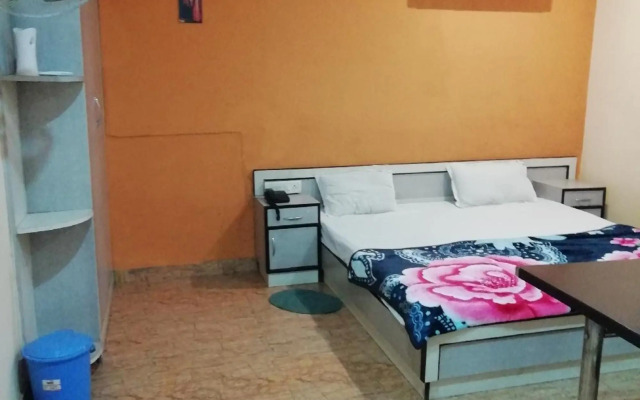 POP 84909 Hotel Aditya Residency