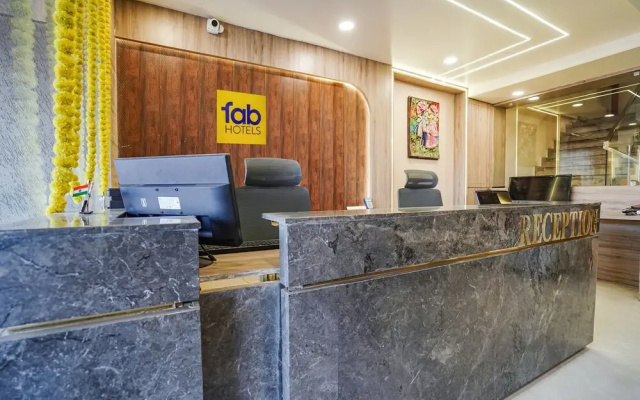 Fabhotel Shrinath Casa Inn