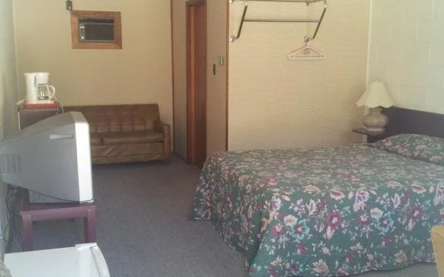 Fort Yale Motel