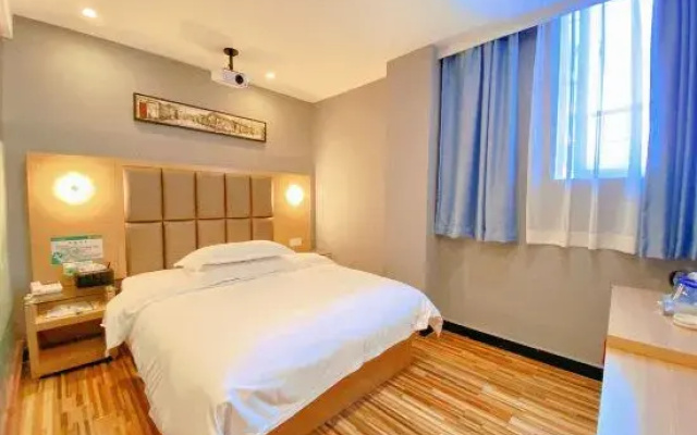 Huafu Hotel