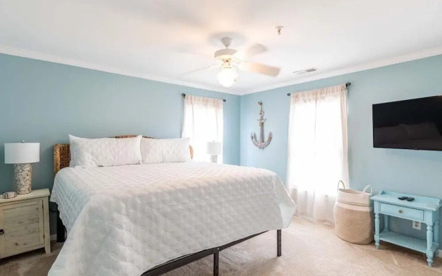 Dolphin Watch 4 by Tybee Vacation Rentals