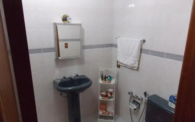 Apto 6 pessoas prox Rua Coberta