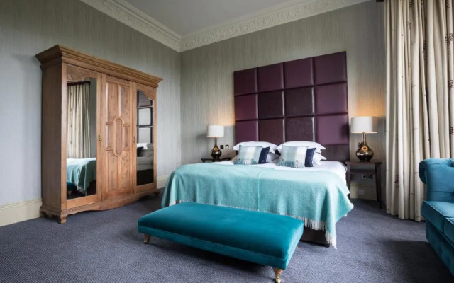 Nether Abbey Hotel