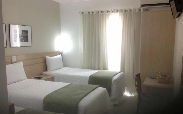 Upper Hotel