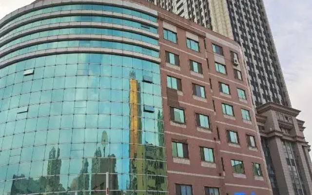 Yantai Hainabian Scenic Apartment