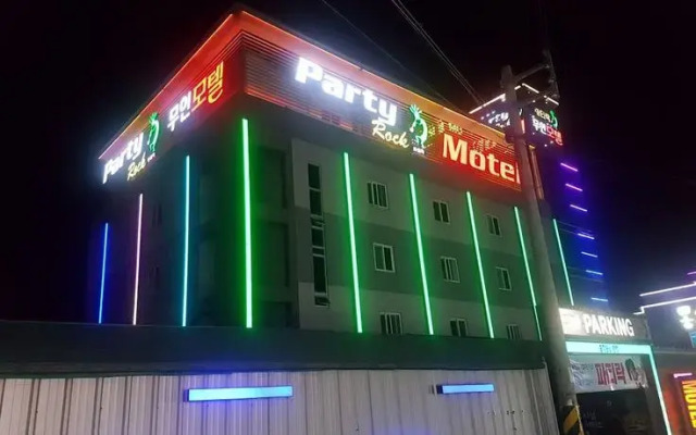 Pohang Ocheon Party Rock Motel