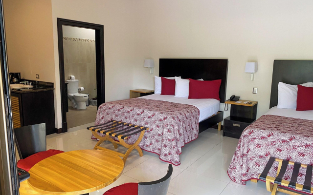 Arenal Manoa & Hot Springs Resort