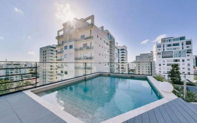 Fully Serviced Apartment at Regatta Living II - 302