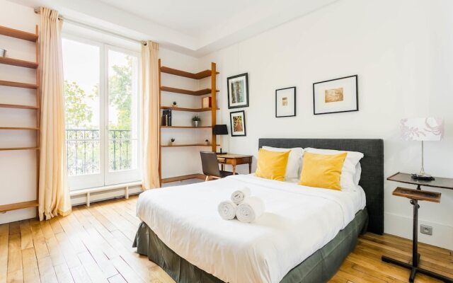 Отель Eiffel Tower - Ecole Militaire Apartment Франция, Париж - отзывы, цены и фото номеров - забронировать отель Eiffel Tower - Ecole Militaire Apartment онлайн вид на фасад